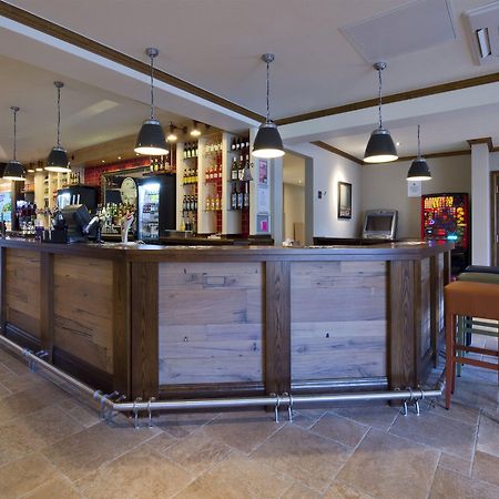 Premier Inn Кокермут Экстерьер фото