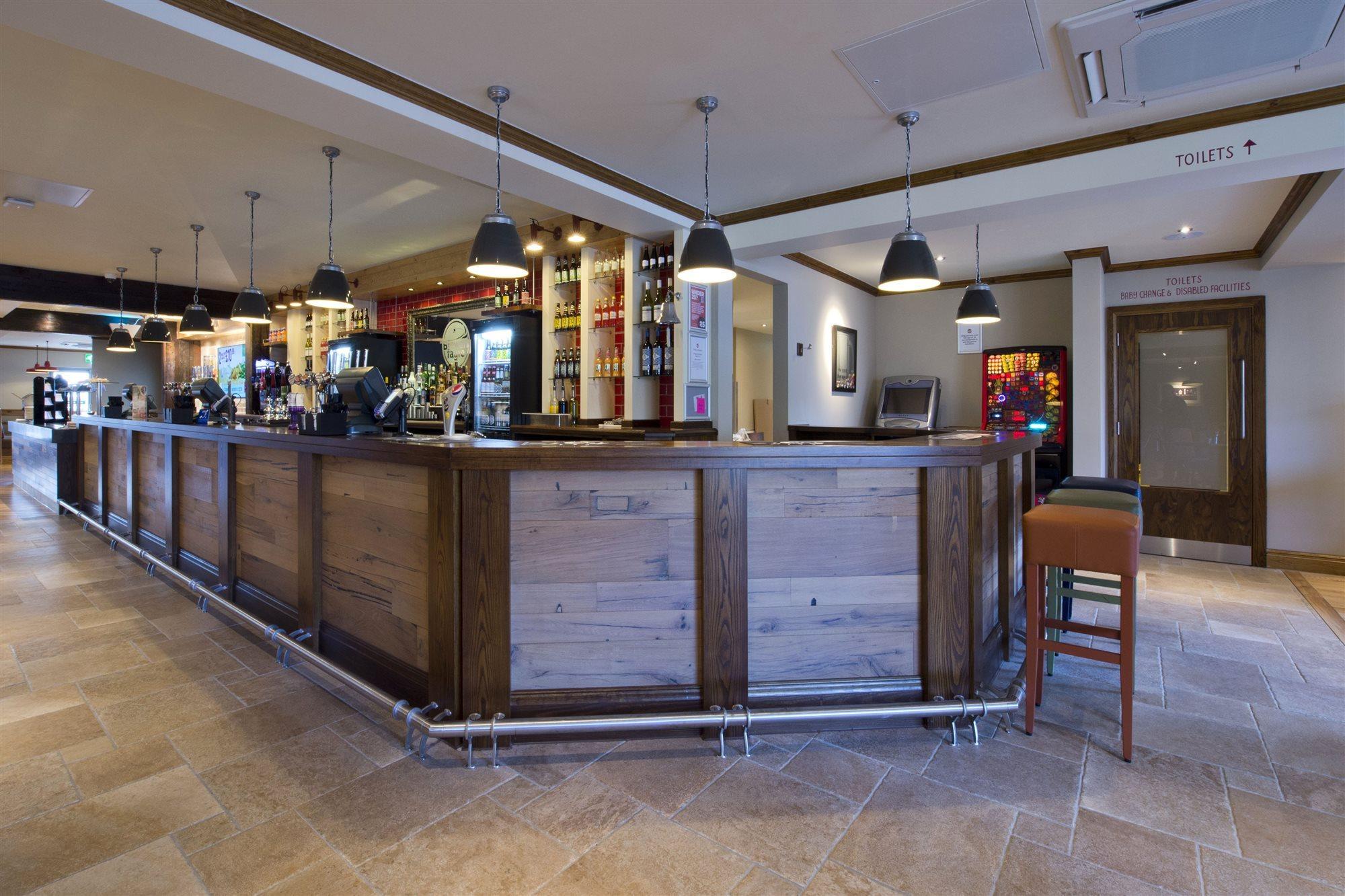 Premier Inn Кокермут Экстерьер фото